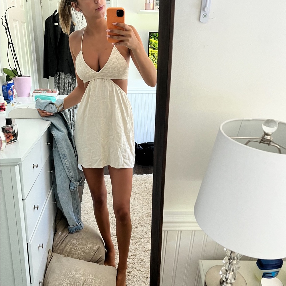 Beautiful nude/ white cut out dress!